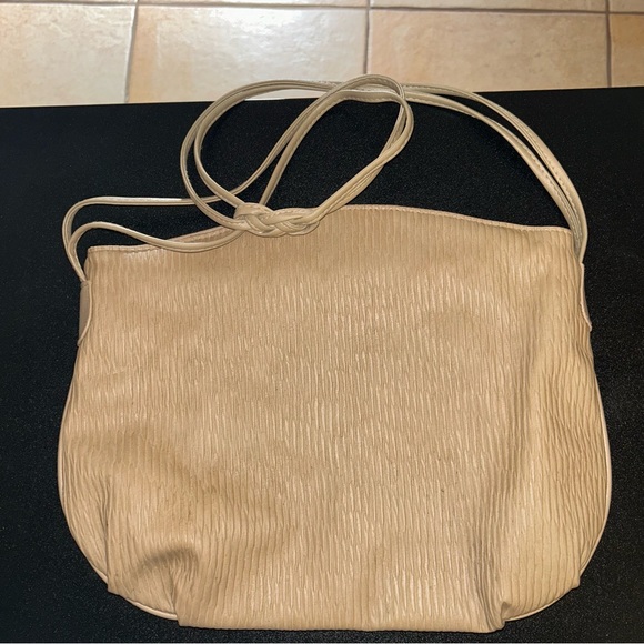 Vintage Valerie Barad Textured Leather (?) Crossbody Bag Beige Multi Compartment - Picture 1 of 8